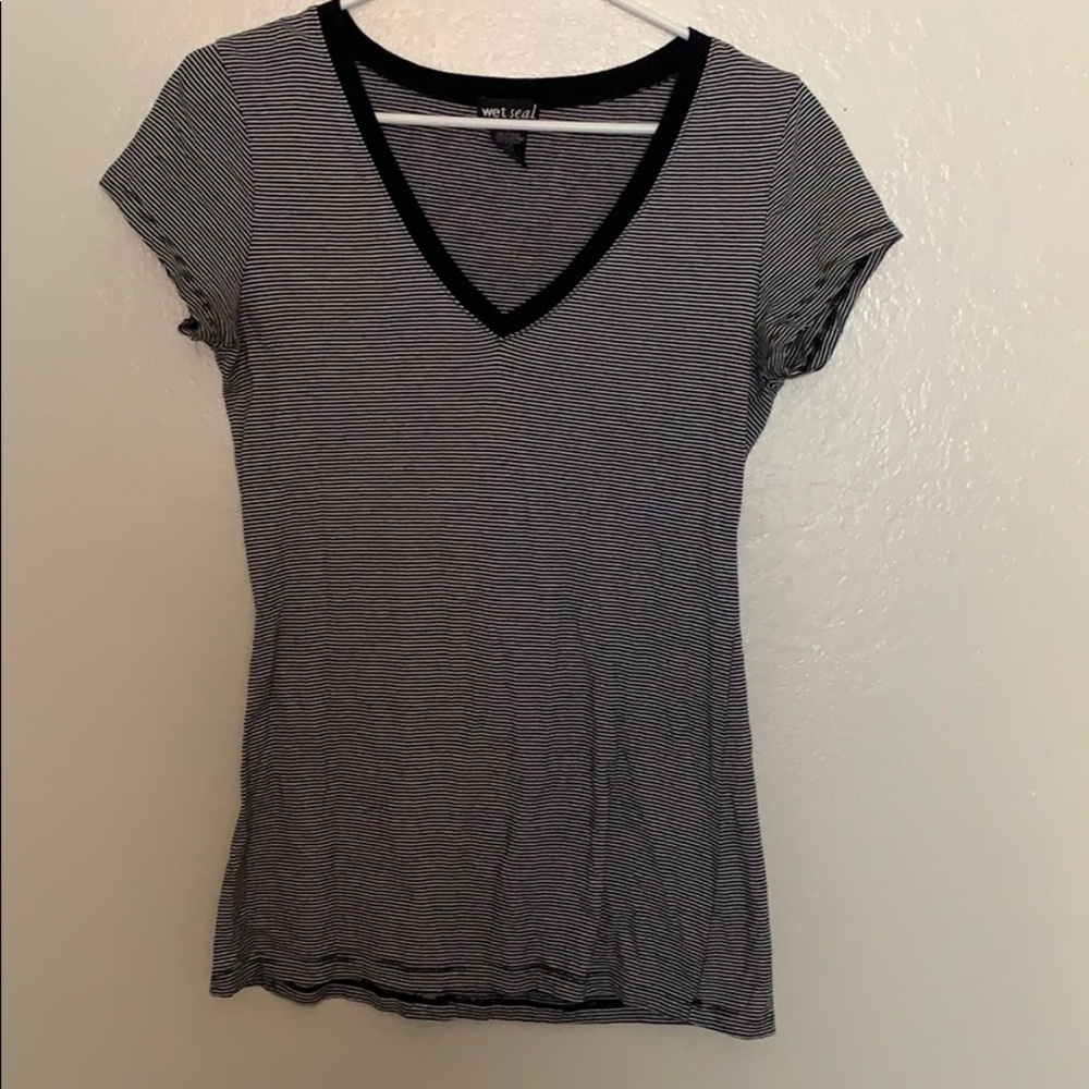 Wet Seal V Neck Shirt